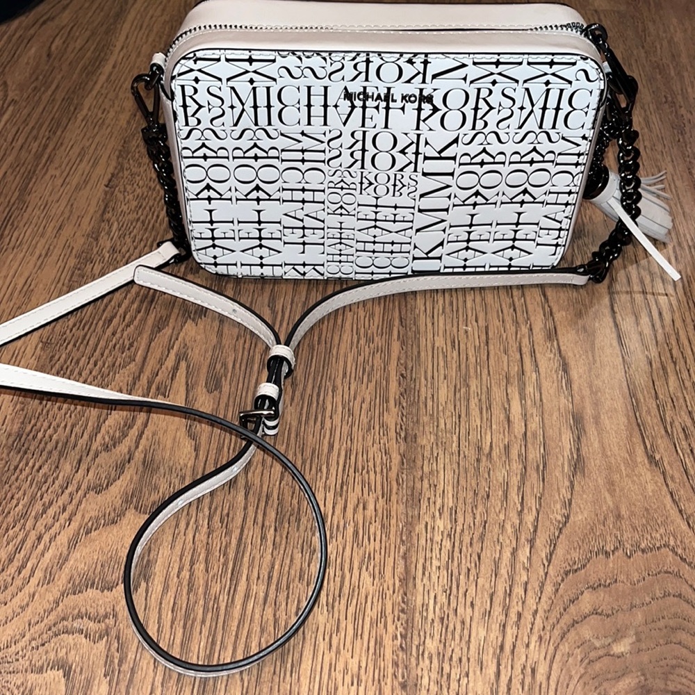 Michael Kors Crossbody